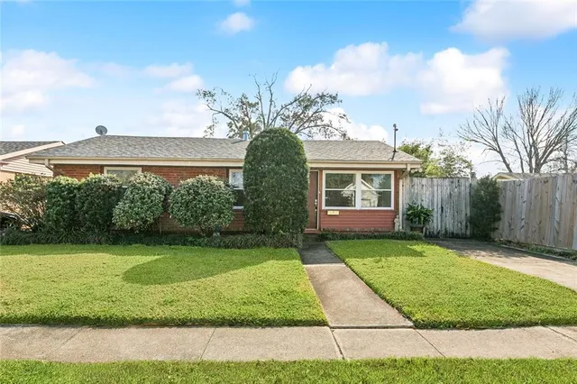 $275,000 | 3020 39th Street, Metairie, LA 70001