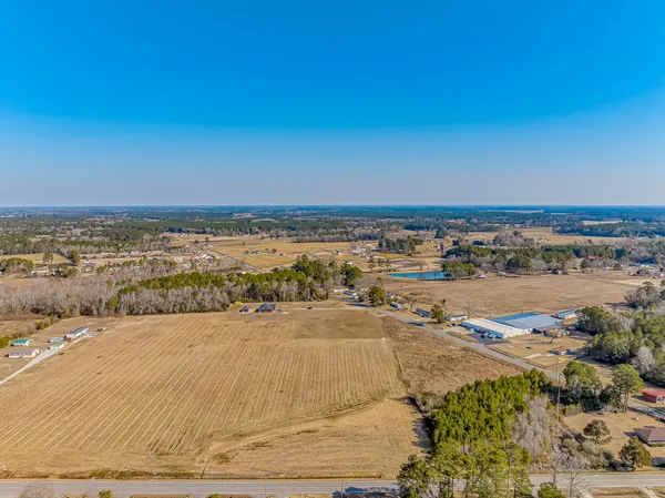 $330,000 | 9 Business W Loris Sc 29569, Loris, SC 29569