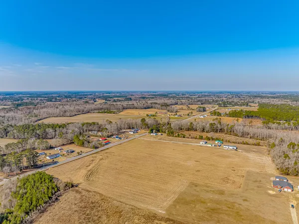 $330,000 | 9 Business W Loris Sc 29569, Loris, SC 29569