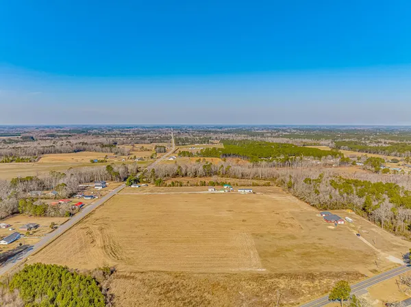 $330,000 | 9 Business W Loris Sc 29569, Loris, SC 29569