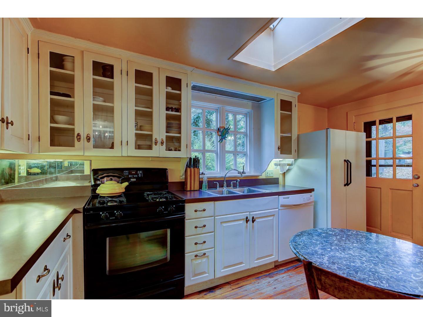 545 Mercer Road Princeton, NJ 08540 - Photo 11 of 25