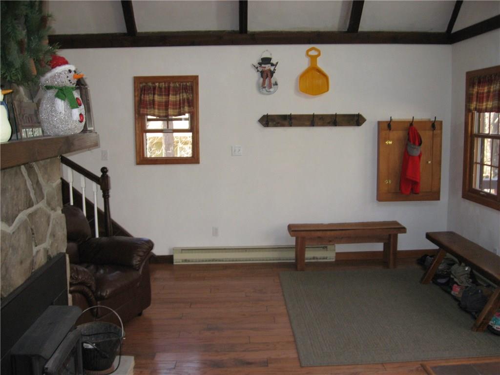 123 Maple Road Acme, PA 15610 - Photo 7 of 25