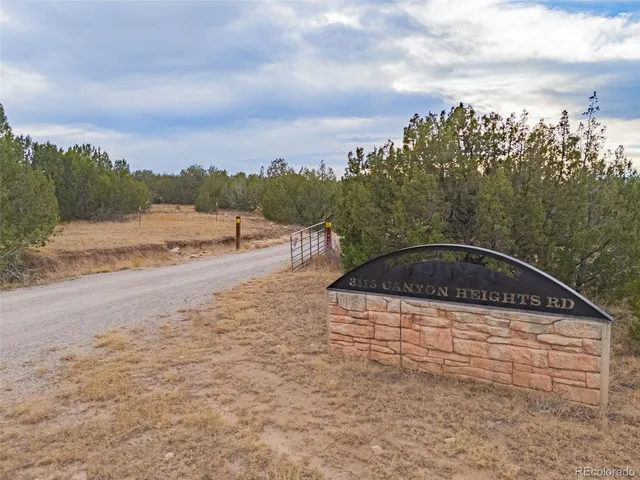 a view of a terrace view