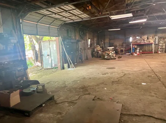 $2,300 | 7903 Leander Street, Houston, TX 77012