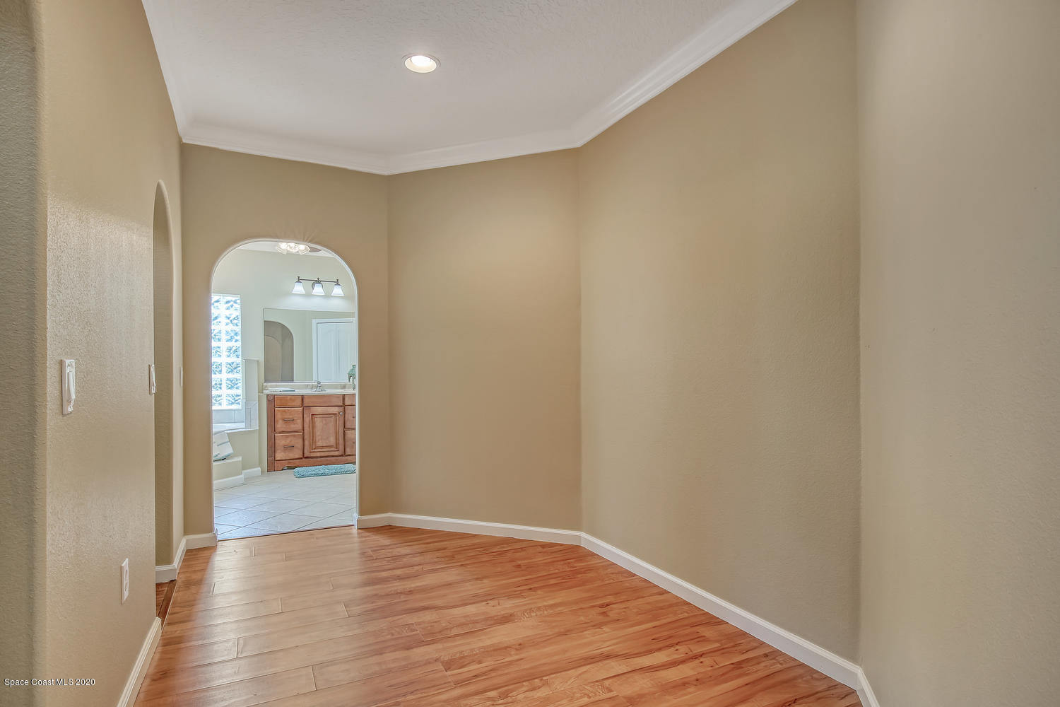 1290 Adamson Road Cocoa, FL 32926 - Photo 23 of 38 Master Closet Staging Area, Perfect For