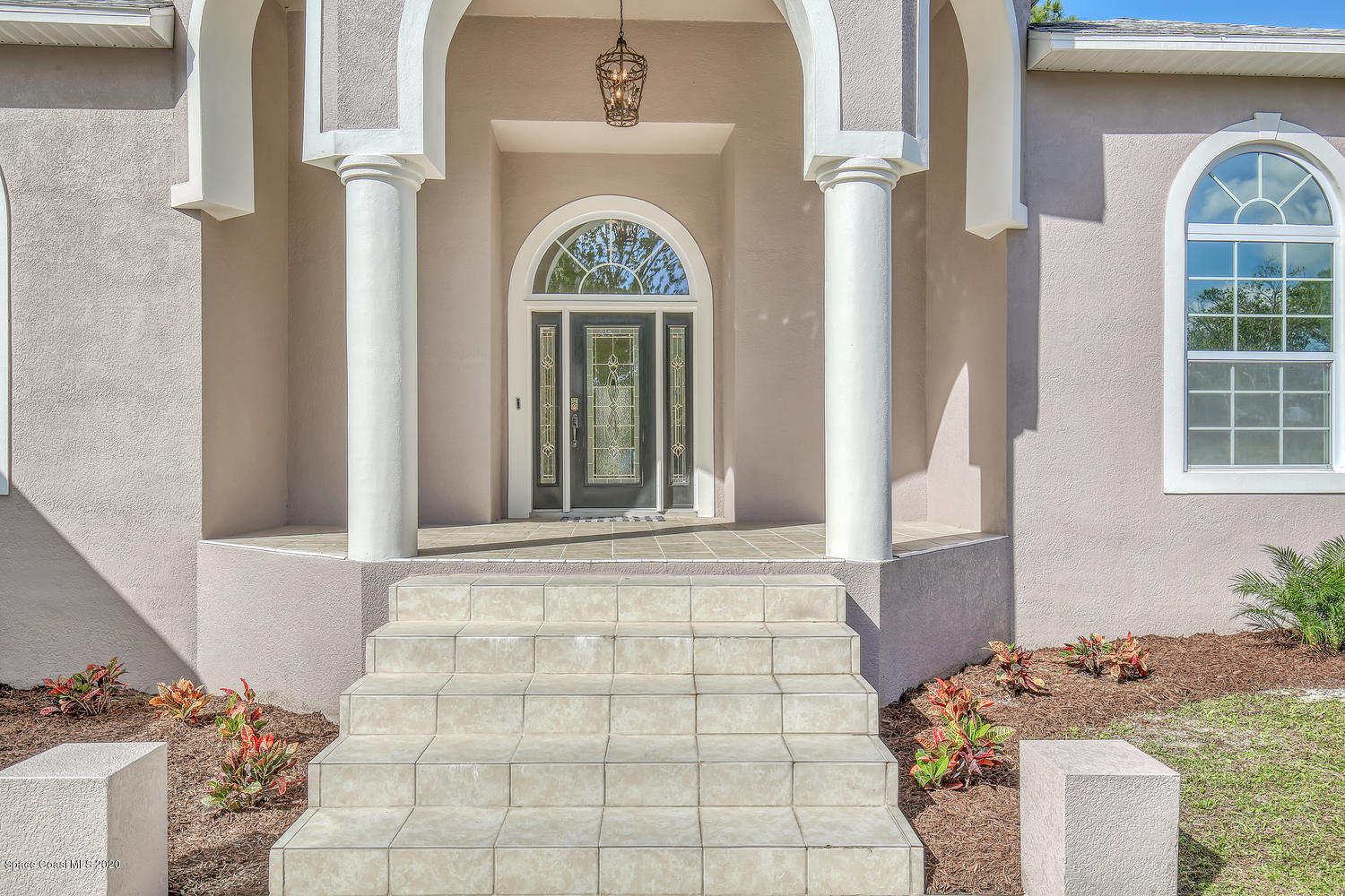 1290 Adamson Road Cocoa, FL 32926 - Photo 5 of 38 Beautiful Staired Entry