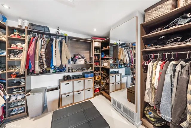 $1,925,000 | 20191 Imperial Cove Lane, Huntington Beach, CA 92646