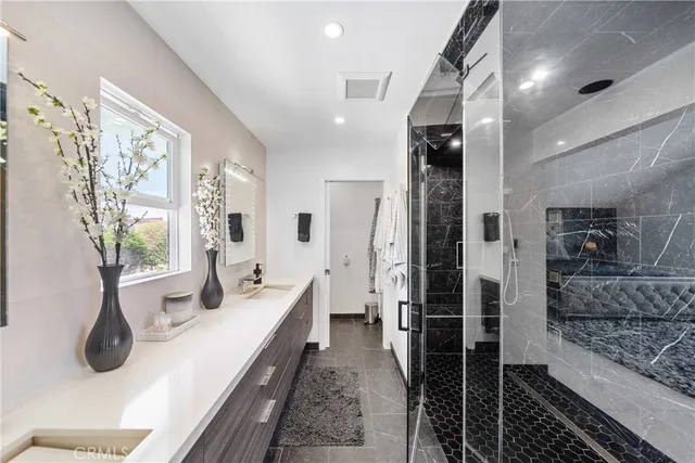 $1,925,000 | 20191 Imperial Cove Lane, Huntington Beach, CA 92646