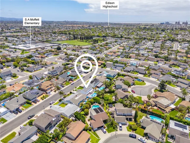 $1,925,000 | 20191 Imperial Cove Lane, Huntington Beach, CA 92646