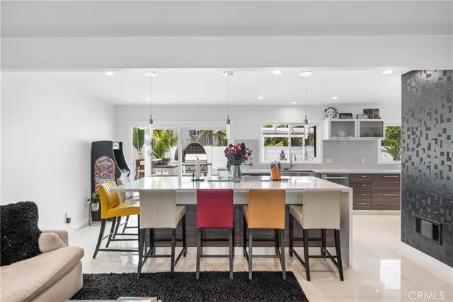 $1,925,000 | 20191 Imperial Cove Lane, Huntington Beach, CA 92646