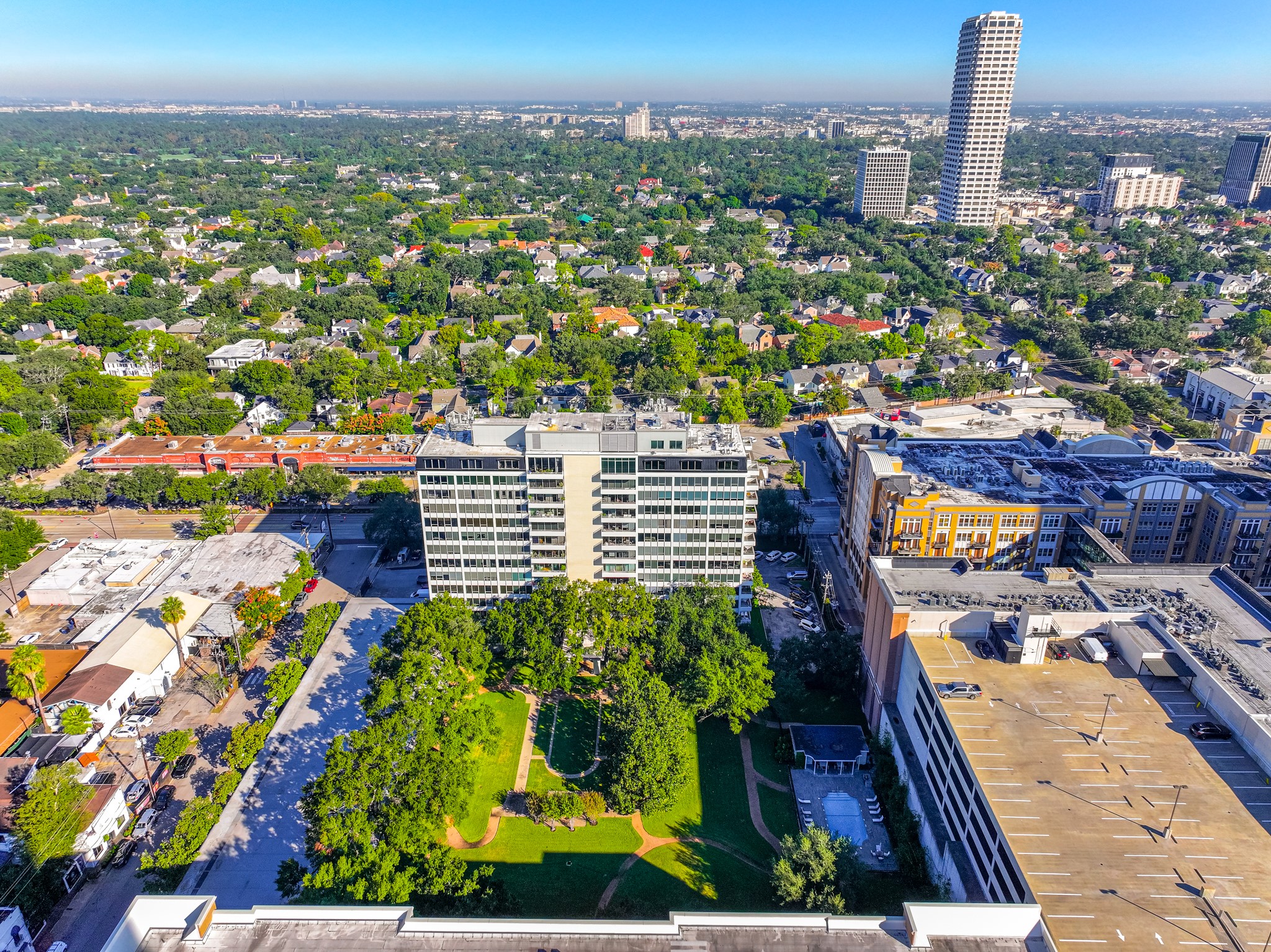 2701 Westheimer Road, Unit 6F Houston, TX 77098 - Photo 8 of 45