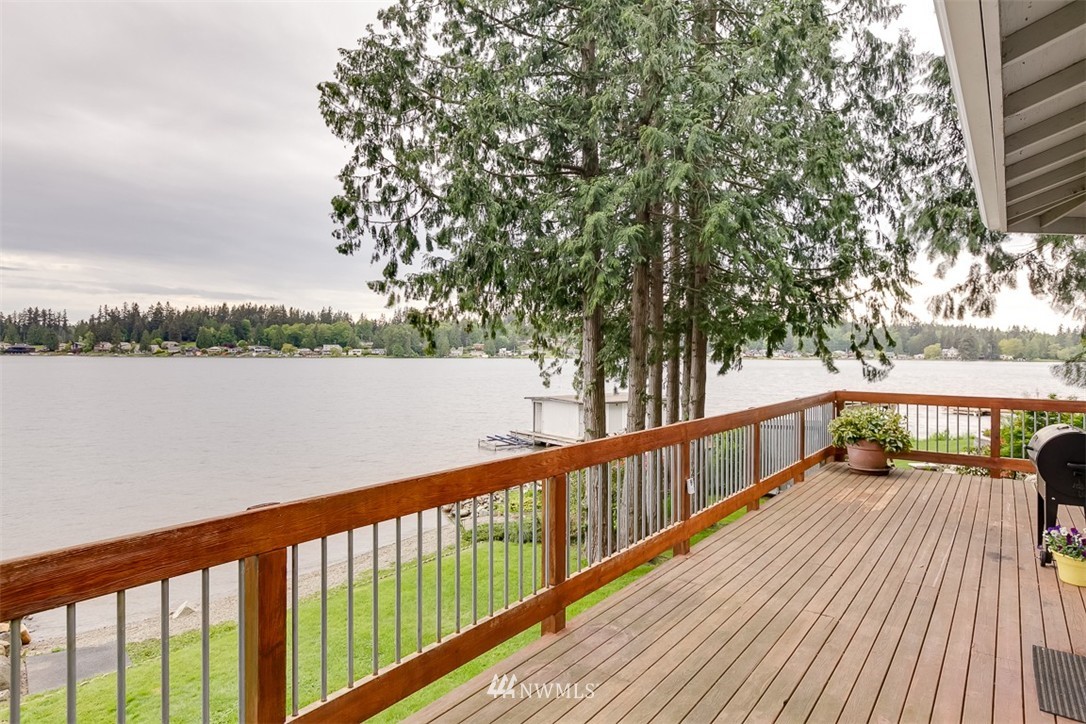 15916 Peninsula Road Stanwood, WA 98292 - Photo 12 of 23 Gallery Image 12