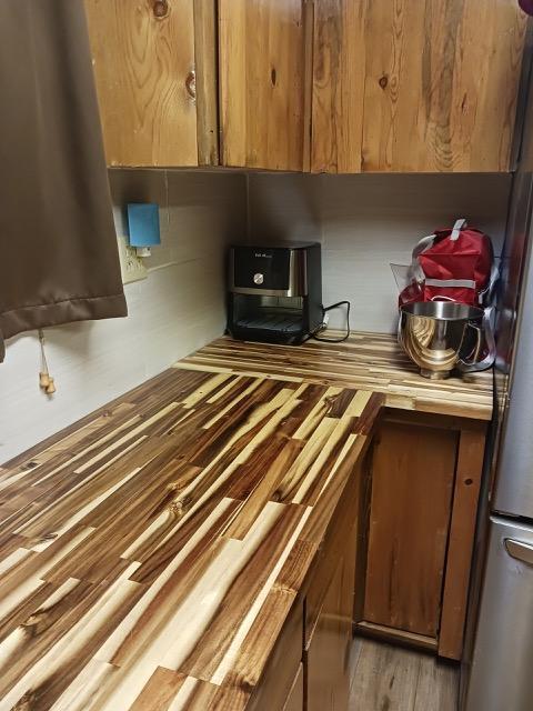 58474 Old Lake Road Christmas Valley, OR 97641 - Photo 6 of 23 Butcher Block Countertopa