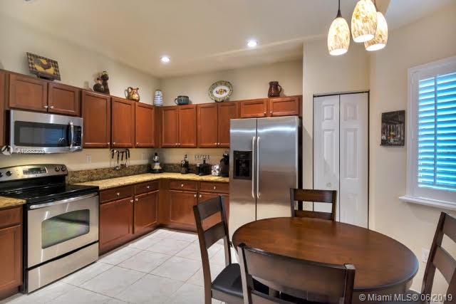 2532 Southwest 147 Path Miami, FL 33185 - Photo 14 of 38 Gallery Image 14