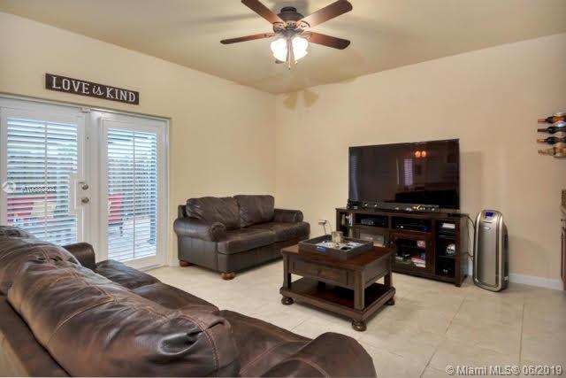 2532 Southwest 147 Path Miami, FL 33185 - Photo 8 of 38 Gallery Image 8