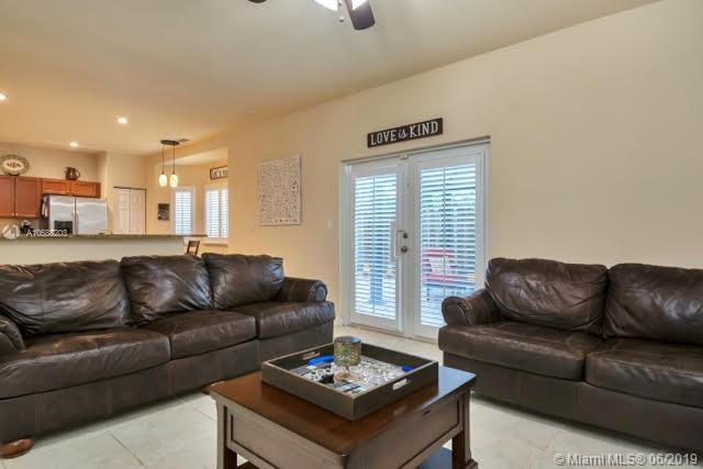 2532 Southwest 147 Path Miami, FL 33185 - Photo 10 of 38 Gallery Image 10