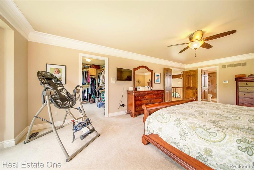 2938 Eagle Court Rochester Hills, MI 48309 - Photo 27 of 63
