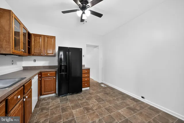 $200,000 | 222 Market Street, Marcus Hook, PA 19061