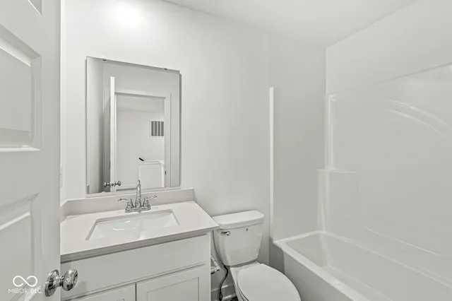 $1,999 | 7651 Marin Parkway, Cumberland, IN 46229