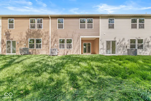 $1,999 | 7651 Marin Parkway, Cumberland, IN 46229