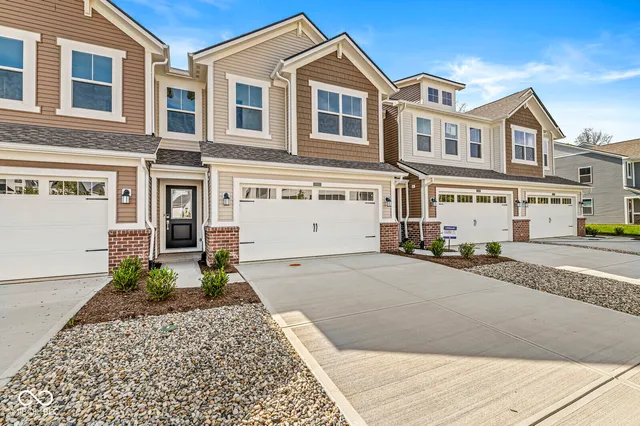 $1,999 | 7651 Marin Parkway, Cumberland, IN 46229