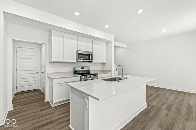 $1,999 | 7651 Marin Parkway, Cumberland, IN 46229