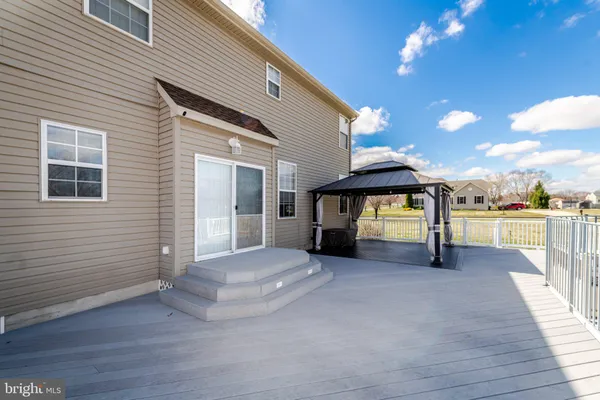 $695,000 | 330 Meadowbrook Drive, Monroeville, NJ 08343