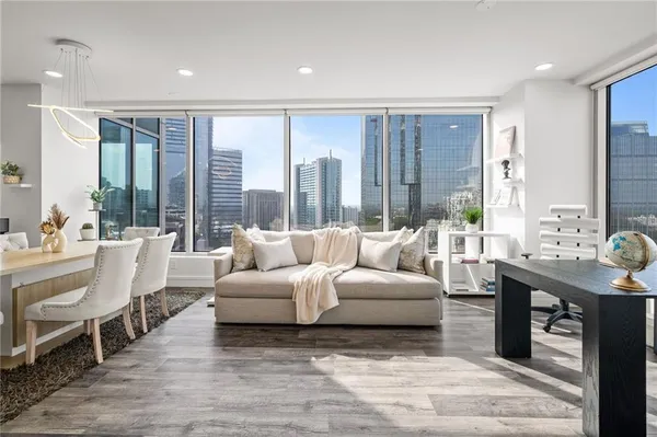 $6,500 | 3338 Peachtree Road, Unit 2207, Atlanta, GA 30326