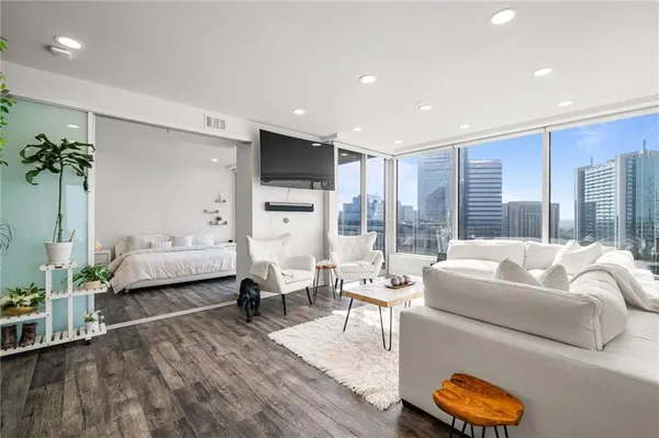 $6,500 | 3338 Peachtree Road, Unit 2207, Atlanta, GA 30326