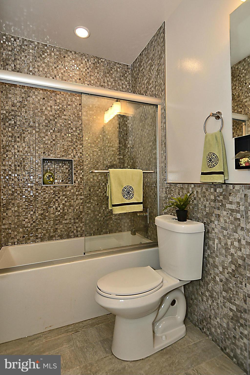 1306 8th Street Northwest, Unit 1 Washington, DC 20001 - Photo 14 of 21 Bath