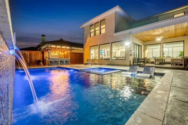 $15,000 | 4614 Newmore Avenue, Dallas, TX 75209