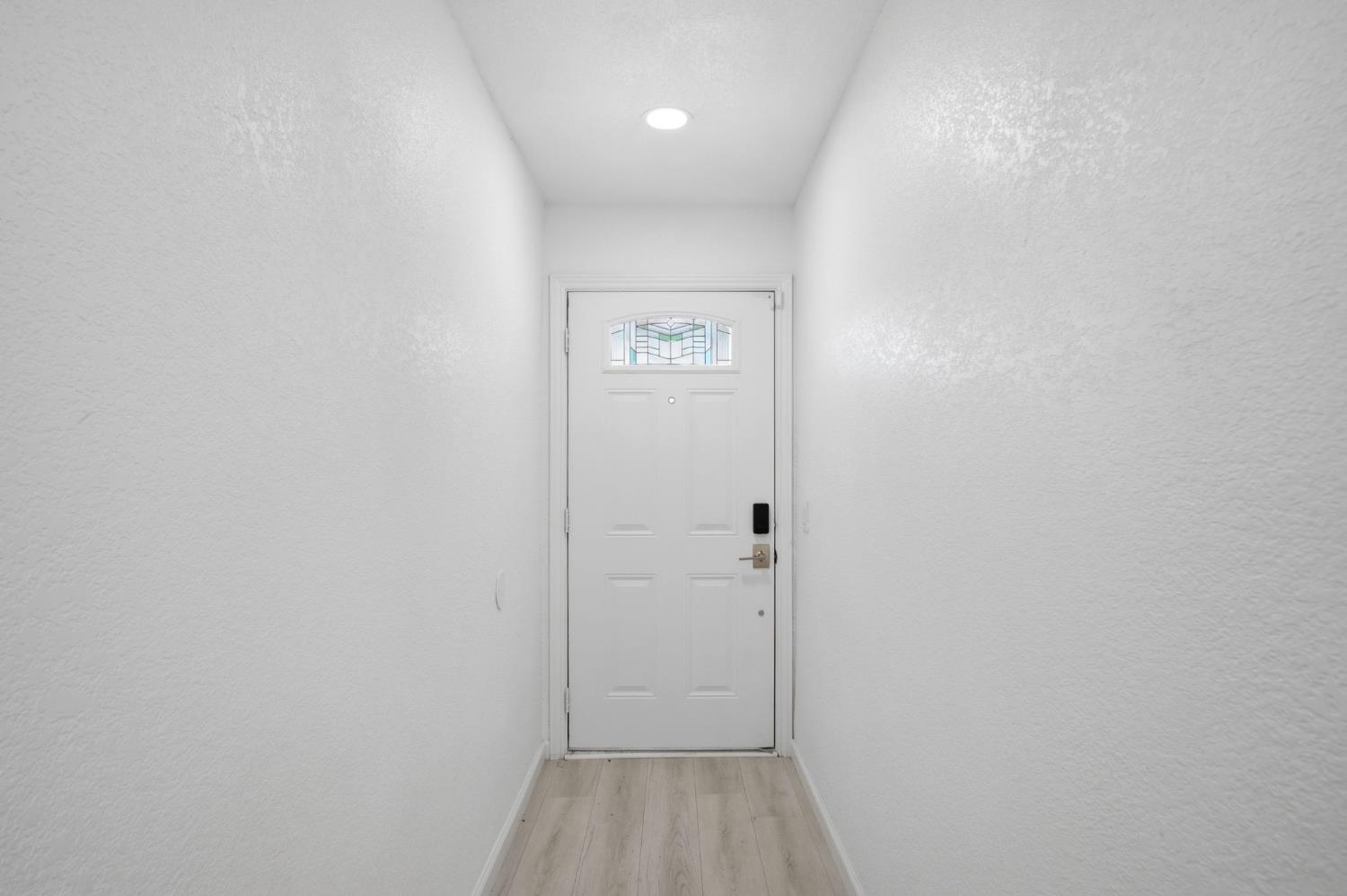 3210 Shamrock Avenue Merced, CA 95340 - Photo 7 of 32