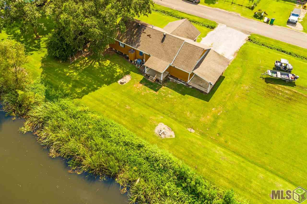 507 4 Point Drive Raceland, LA 70394 - Photo 3 of 12