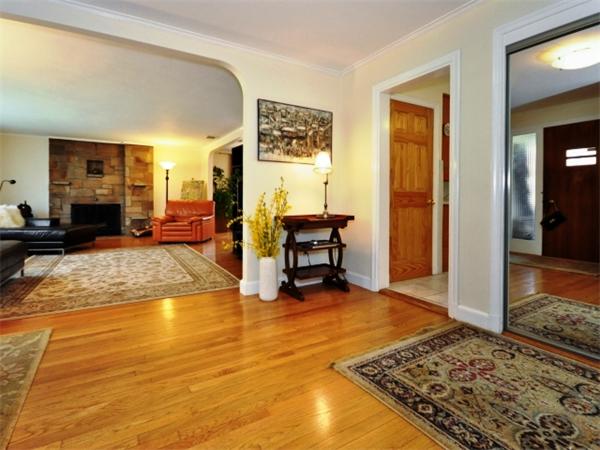 106 Woodcliff Road Brookline, MA 02467 - Photo 3 of 24