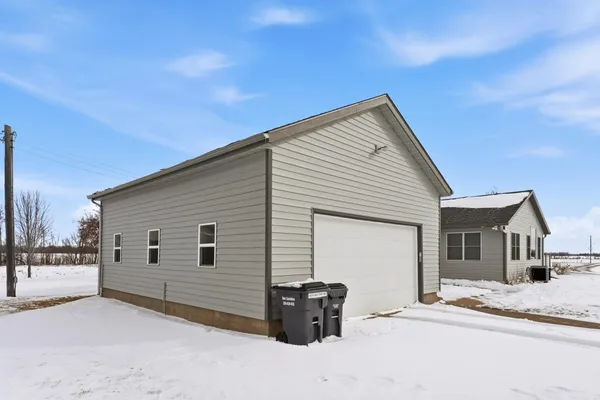 $649,000 | 55340 Ivy Avenue, Rush City, MN 55069