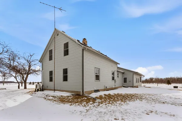 $649,000 | 55340 Ivy Avenue, Rush City, MN 55069