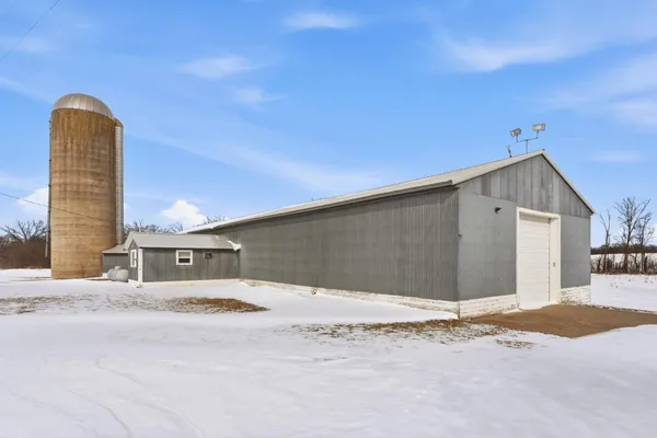 $649,000 | 55340 Ivy Avenue, Rush City, MN 55069