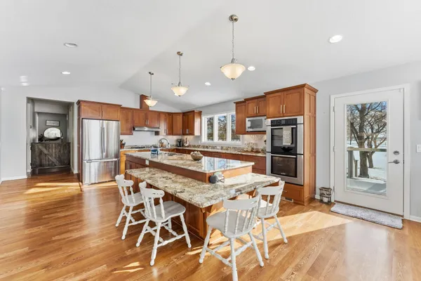 $649,000 | 55340 Ivy Avenue, Rush City, MN 55069