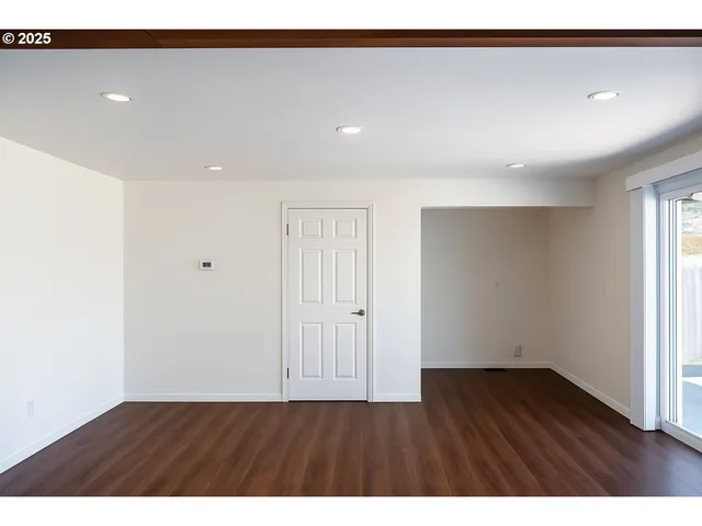 $500,000 | 18695 Southwest Pike Street, Beaverton, OR 97078