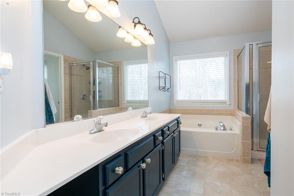 270 Winfield Drive King, NC 27021 - Photo 10 of 18