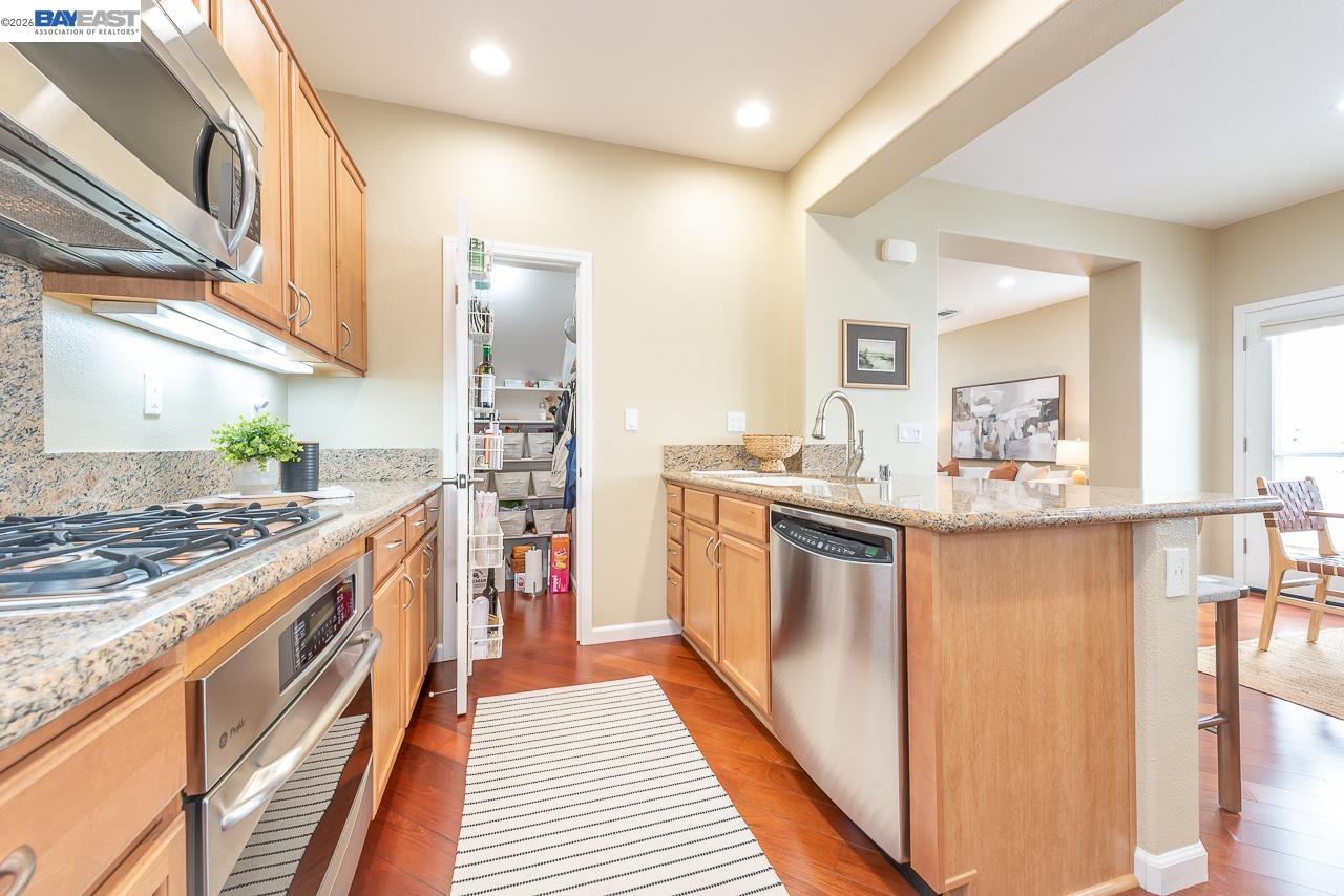 2527 Coldstream Way Hayward, CA 94545 - Photo 23 of 72