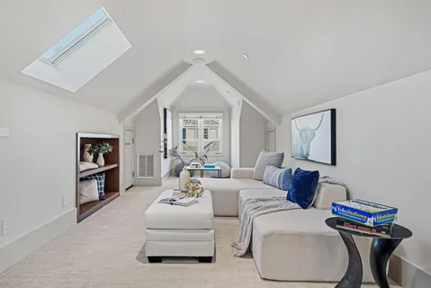 $2,750,000 | 958 California Street, Mountain View, CA 94041