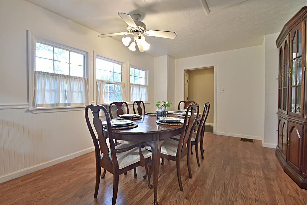 19 Outer Drive Oak Ridge, TN 37830 - Photo 4 of 18 DSC_1969