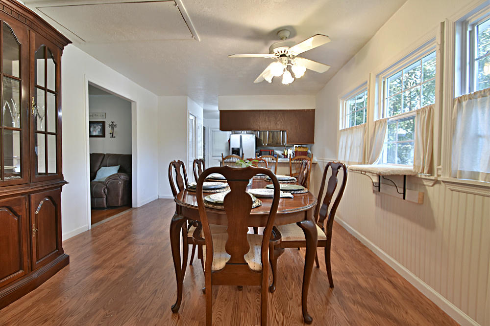 19 Outer Drive Oak Ridge, TN 37830 - Photo 5 of 18 DSC_1968