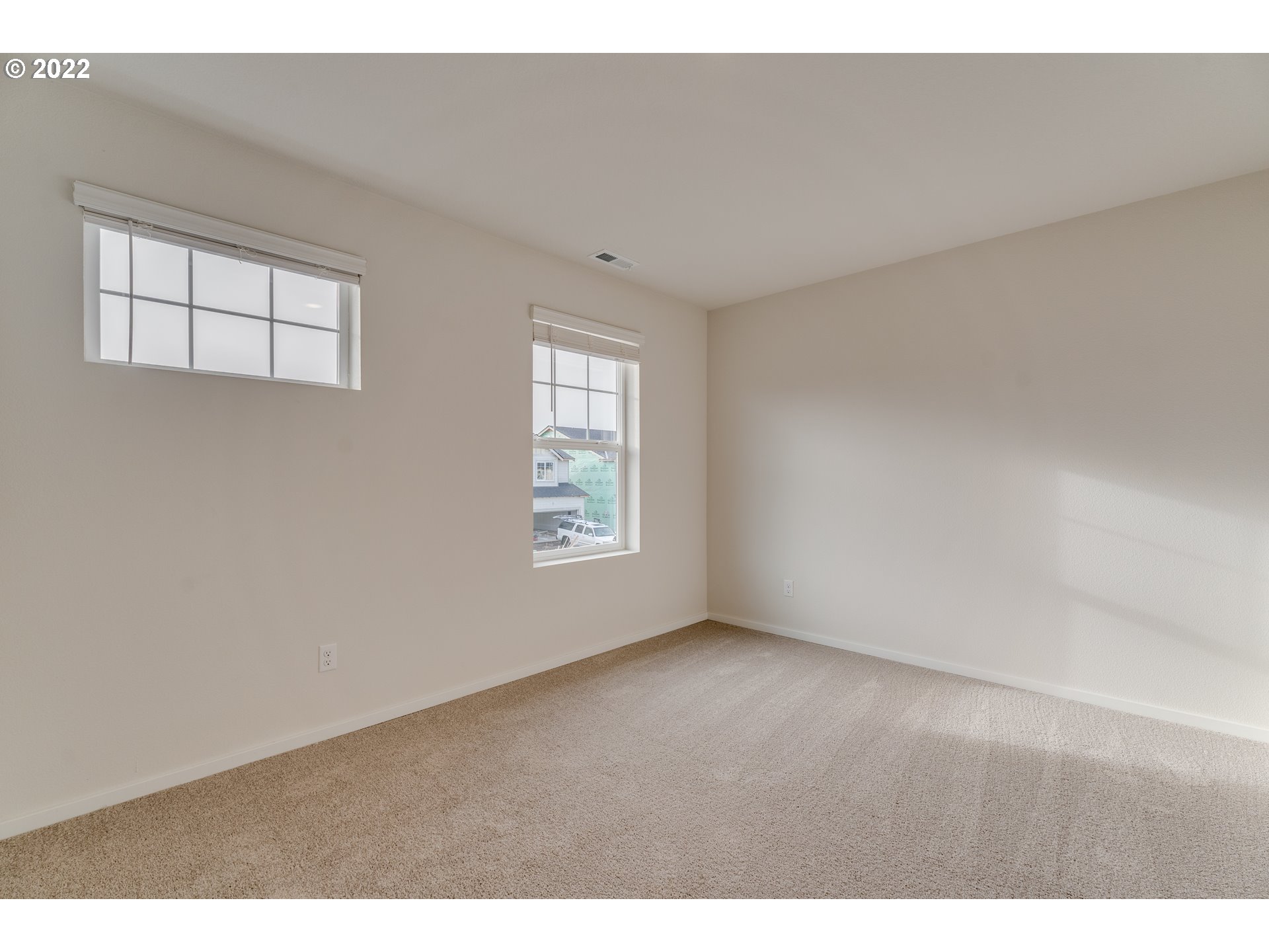 2917 W Street Springfield, OR 97477 - Photo 9 of 26 a view of an empty room with a window