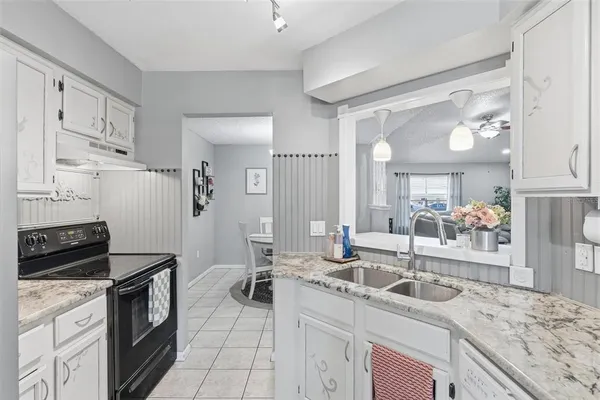 $329,900 | 1602 Lansfield Avenue, Deltona, FL 32738