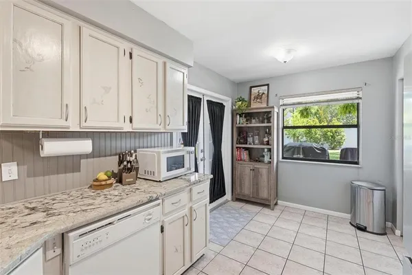 $329,900 | 1602 Lansfield Avenue, Deltona, FL 32738