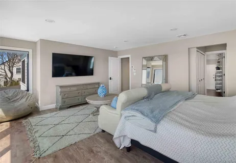 $1,999,999 | 24 Laura Lee Drive, Center Moriches, NY 11934