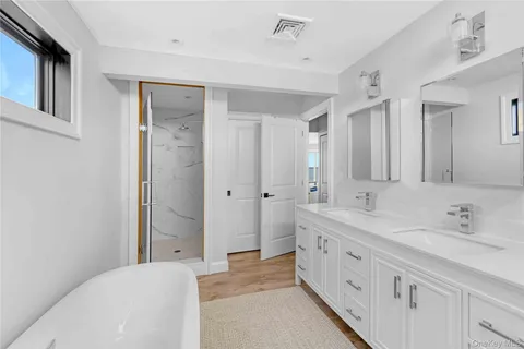 $1,999,999 | 24 Laura Lee Drive, Center Moriches, NY 11934