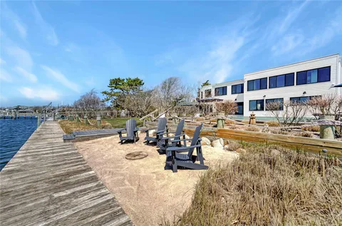 $1,999,999 | 24 Laura Lee Drive, Center Moriches, NY 11934